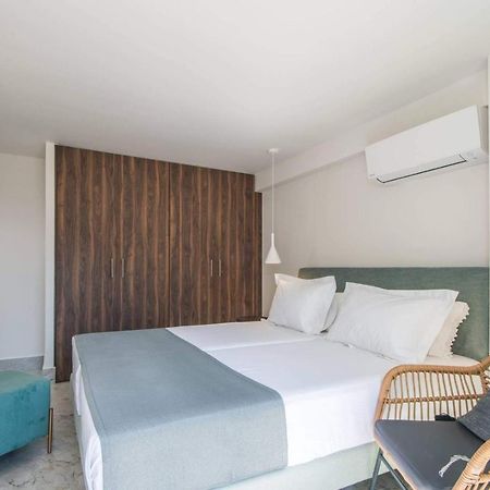 Nama Sea Side Suites Pláka Exteriör bild