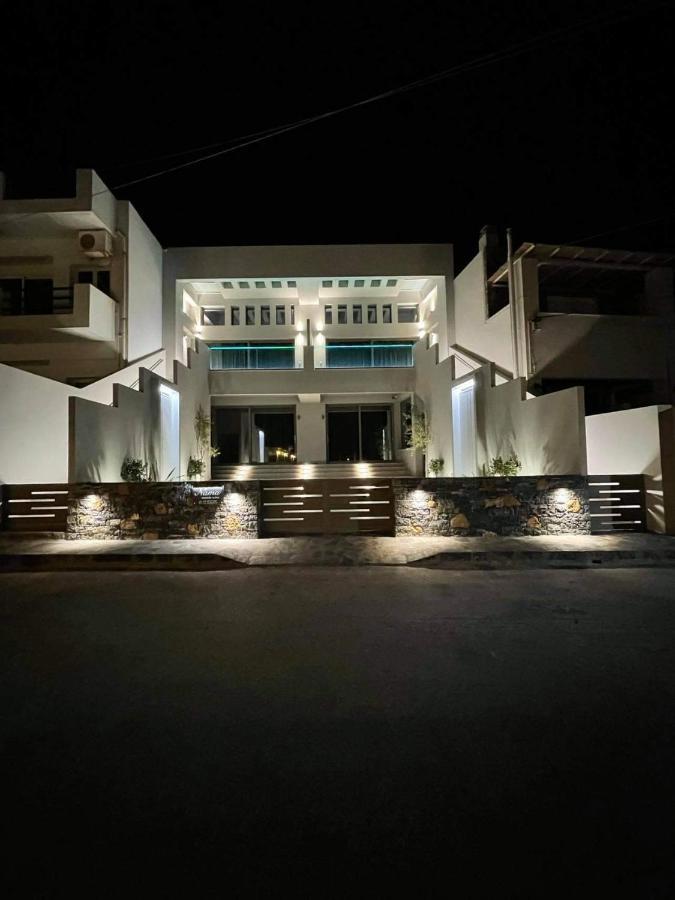 Nama Sea Side Suites Pláka Exteriör bild