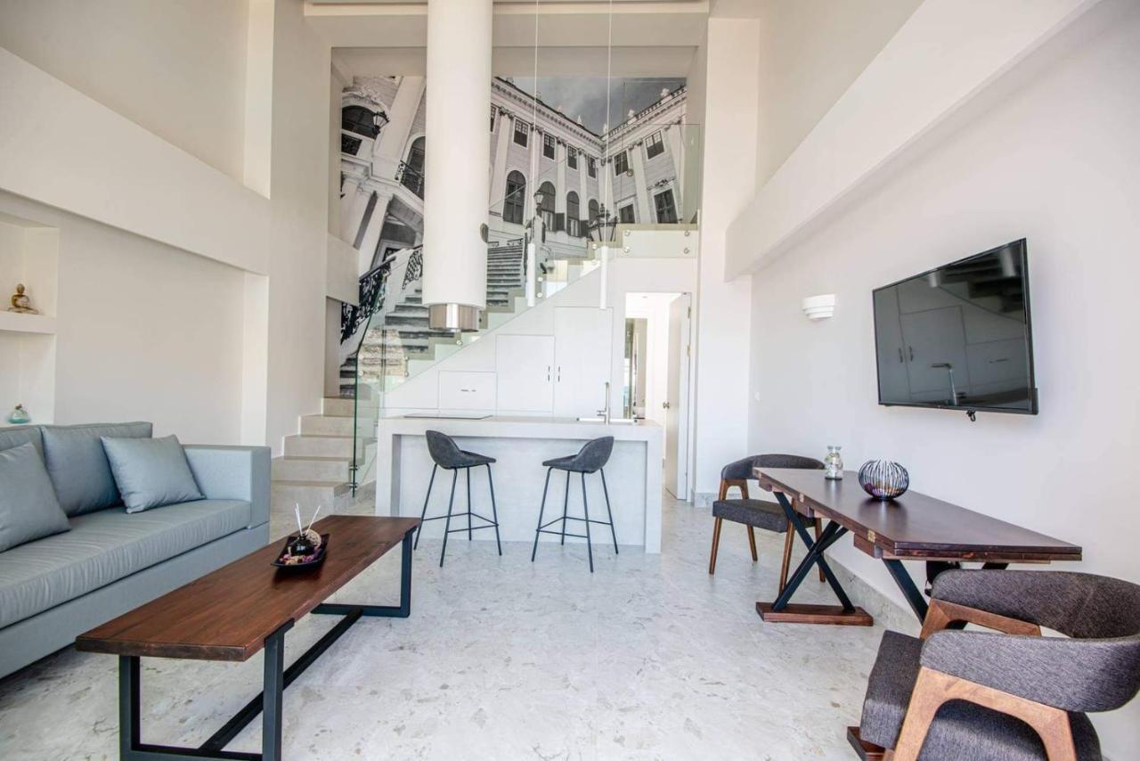 Nama Sea Side Suites Pláka Exteriör bild
